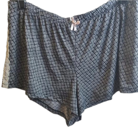 Victoria Secret'sHerringbone Design, Pajama‎ Bottoms XL - Picture 6 of 7